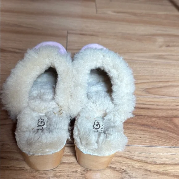 UGG Light Pink Shearling Clogs - Picture 4 of 6